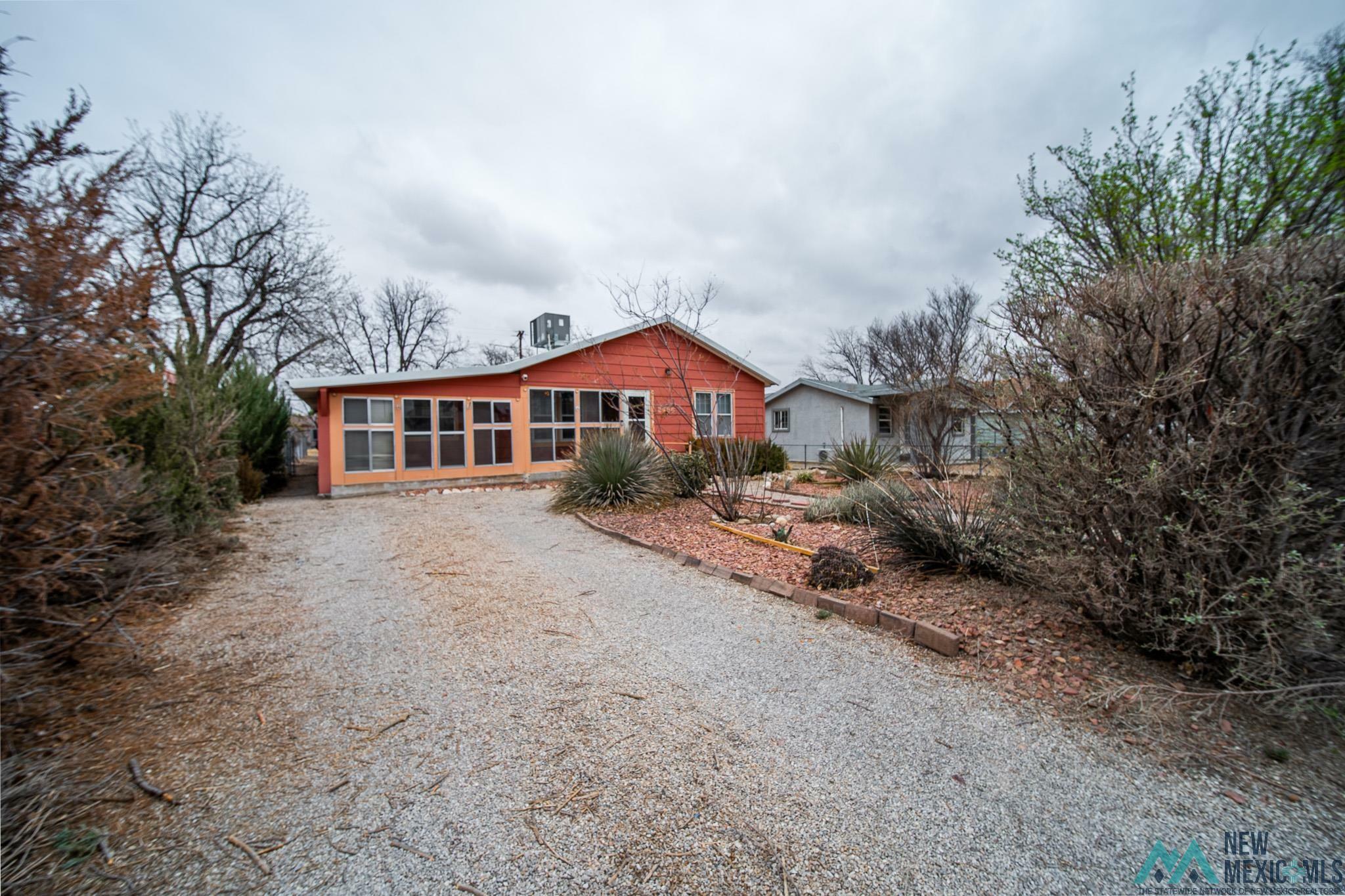 Property Photo: 2406 Avenue B NM 88220-3146