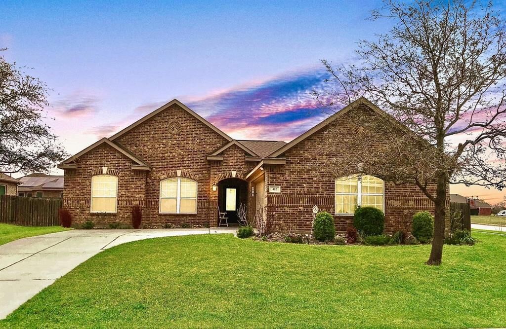 Property Photo:  412 Lake Street  TX 75154 