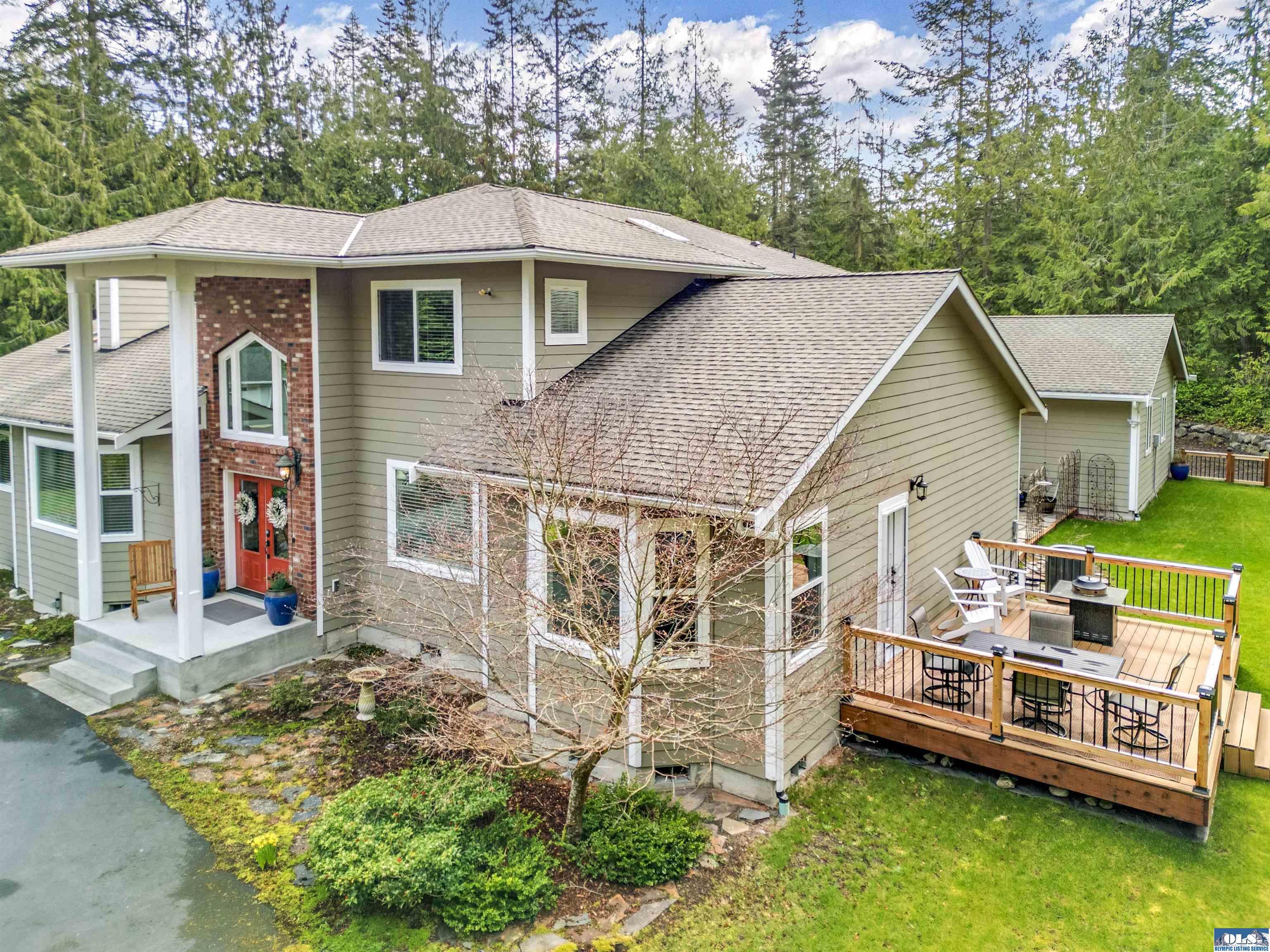 Property Photo:  41 Buck Court  WA 98382 