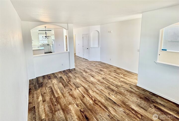 Property Photo:  721  Rockport Street  WA 98837 