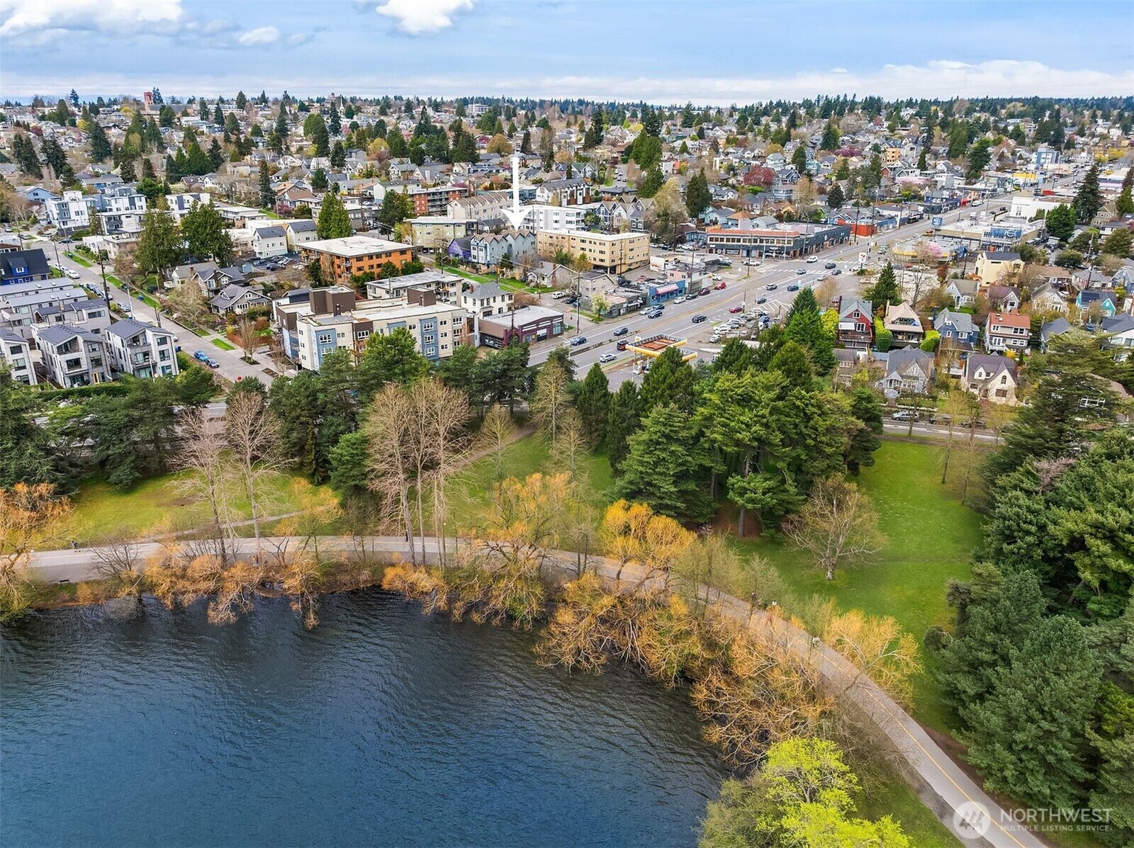 Property Photo: 916 N 73rd Street A WA 98103