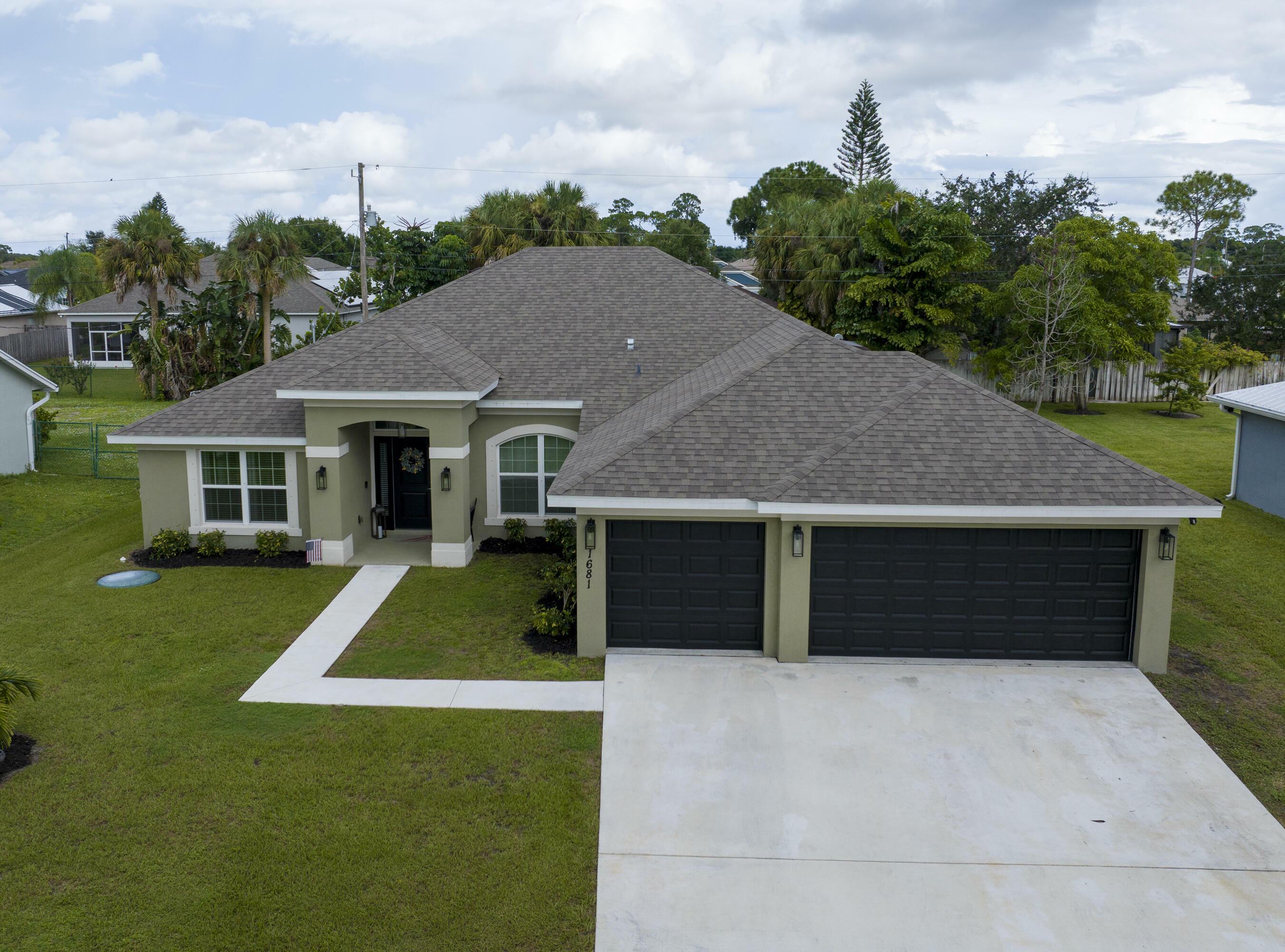 1681 SW Salvatierra Boulevard  Port Saint Lucie FL 34987 photo