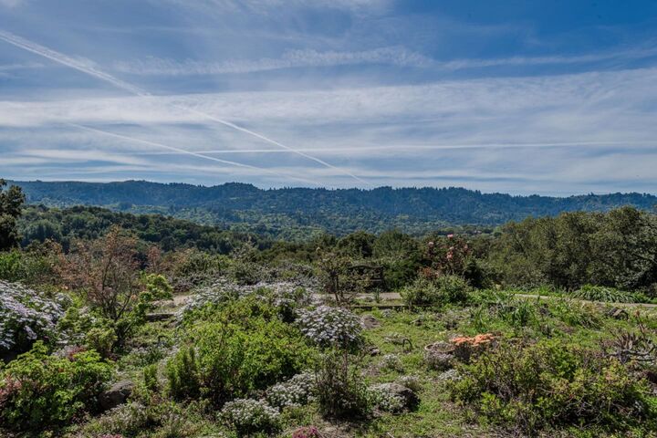 Property Photo:  640 Los Trancos Road  CA 94028 