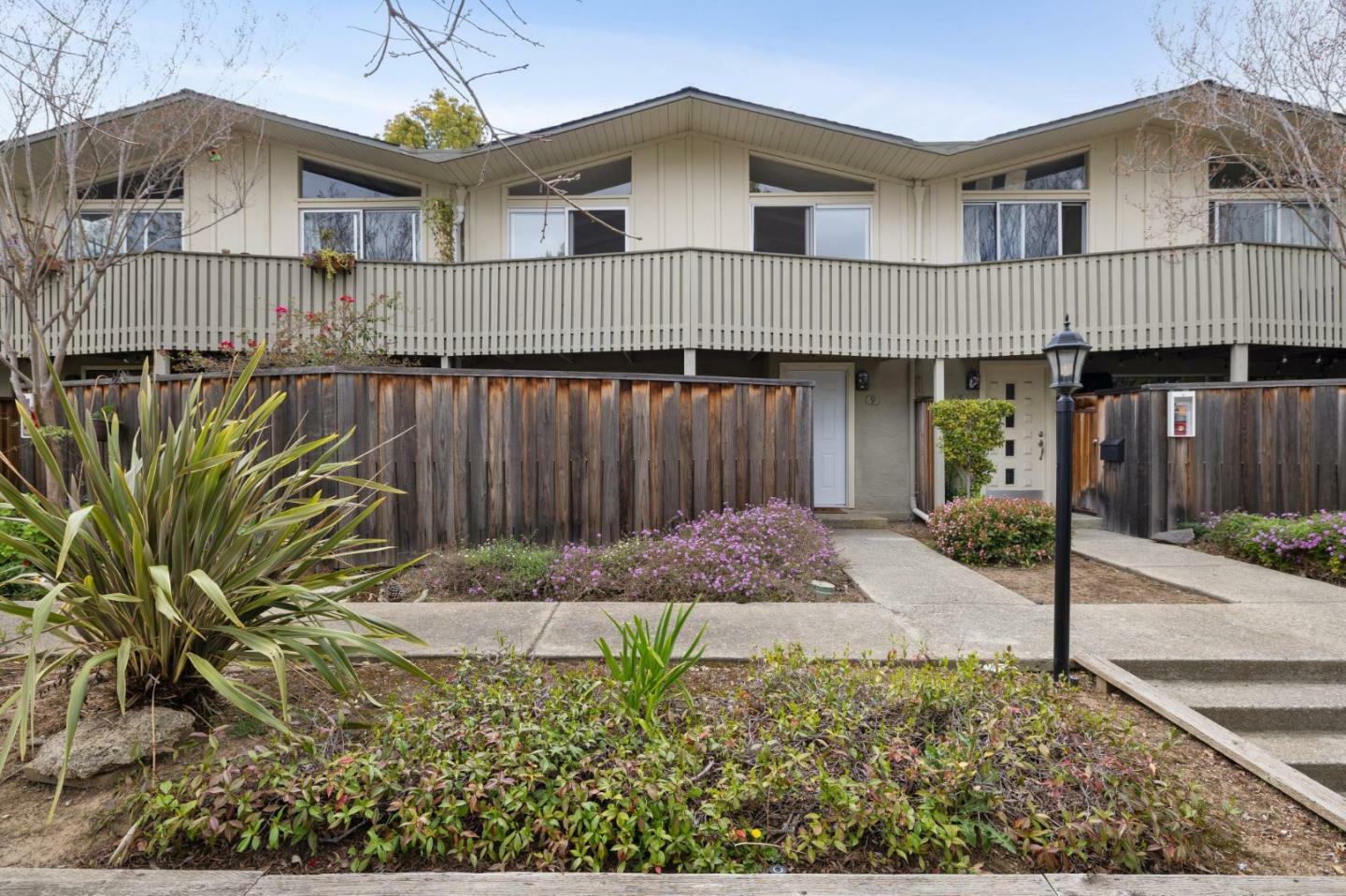 Property Photo: 1155 Weyburn Lane 9 CA 95129