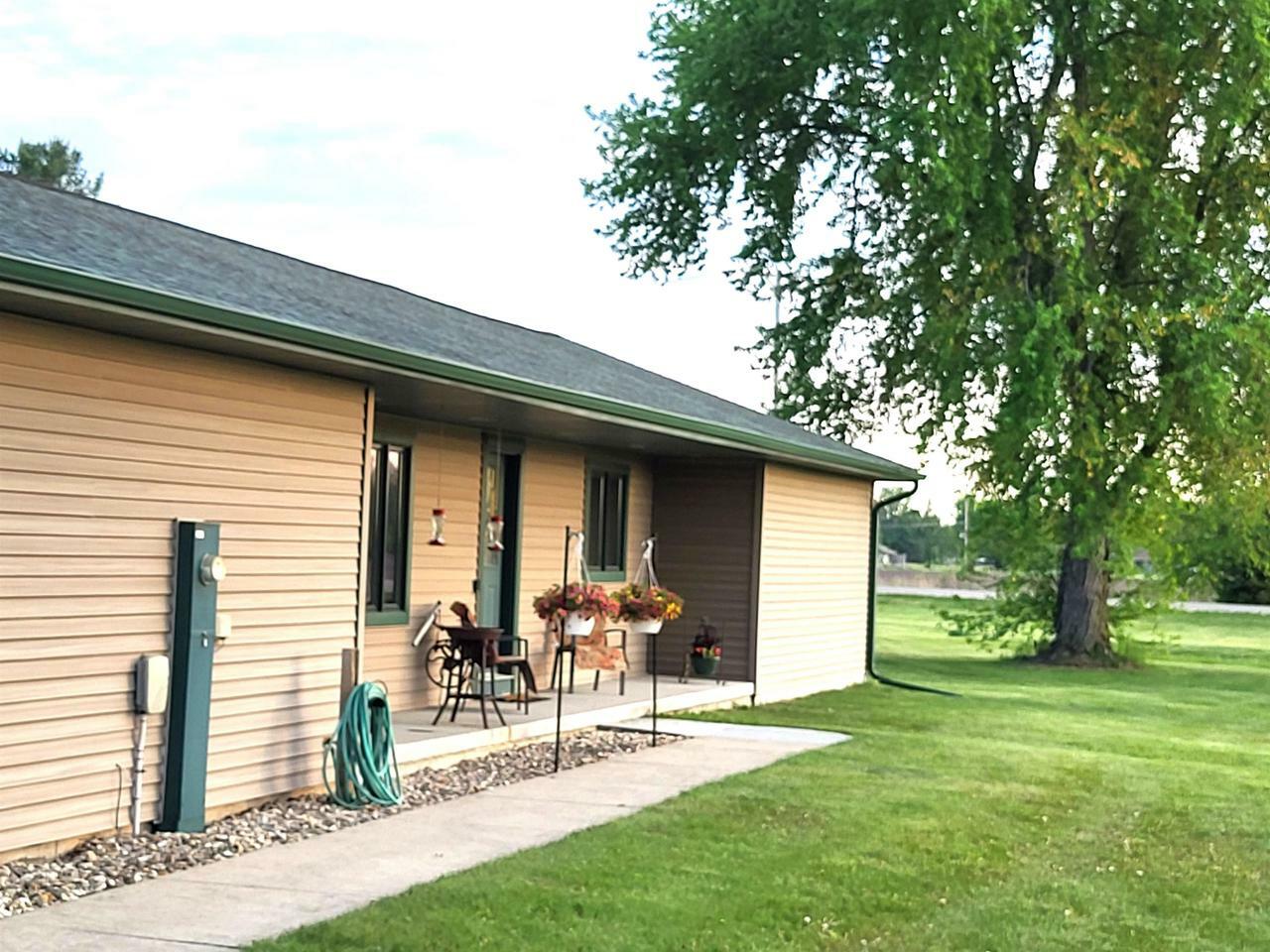 Property Photo: E4913 Jones Road WI 53588