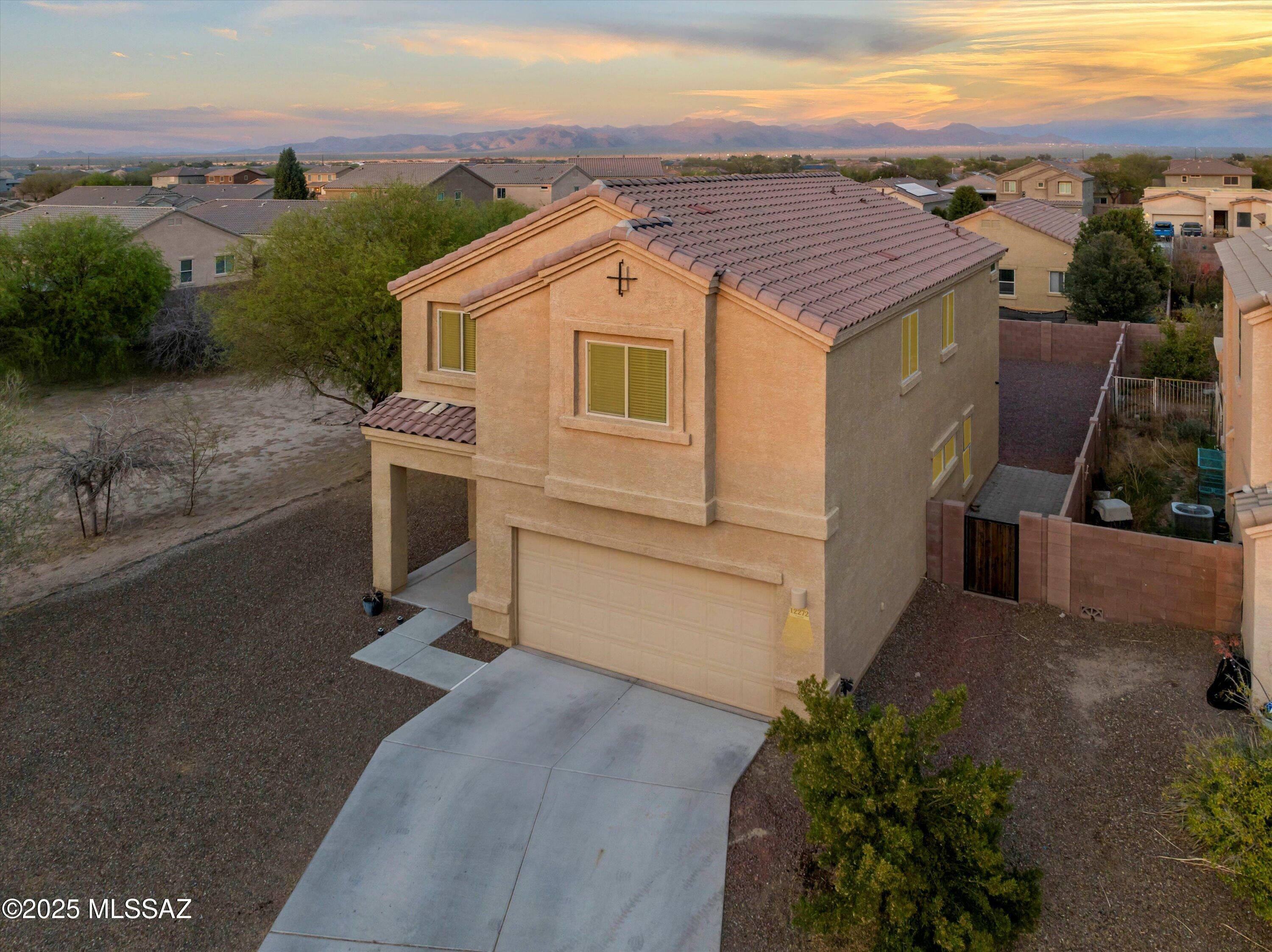 Property Photo: 12272 W Reyher Farms Loop AZ 85653