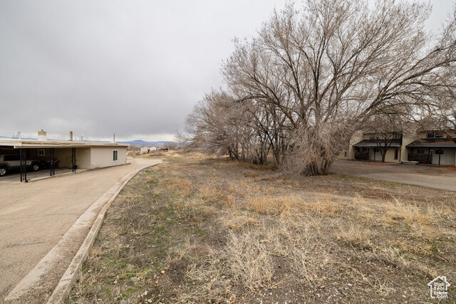 Property Photo: 723 S 2500 W UT 84078