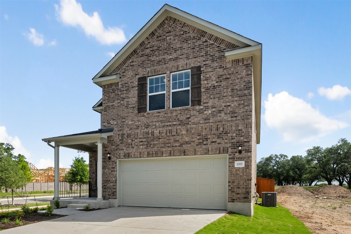 Property Photo: 1001 Autumn Sue Lane TX 78633