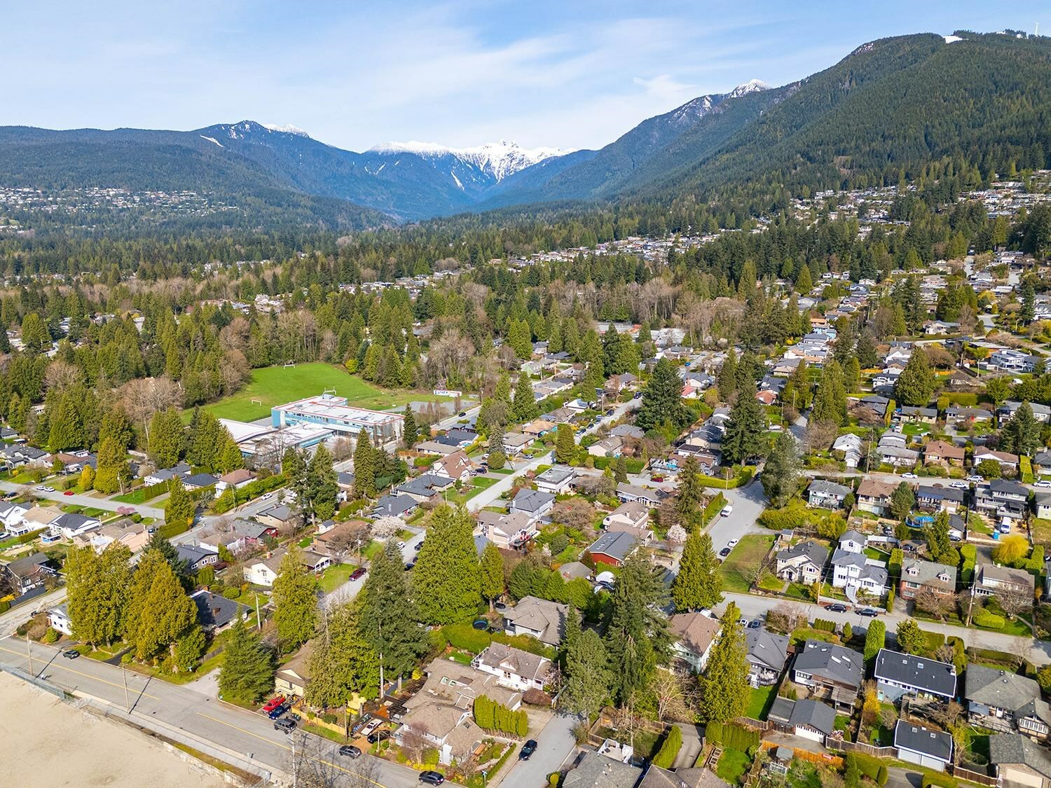 Property Photo: 3263 Norwood Avenue BC V7N 3P2