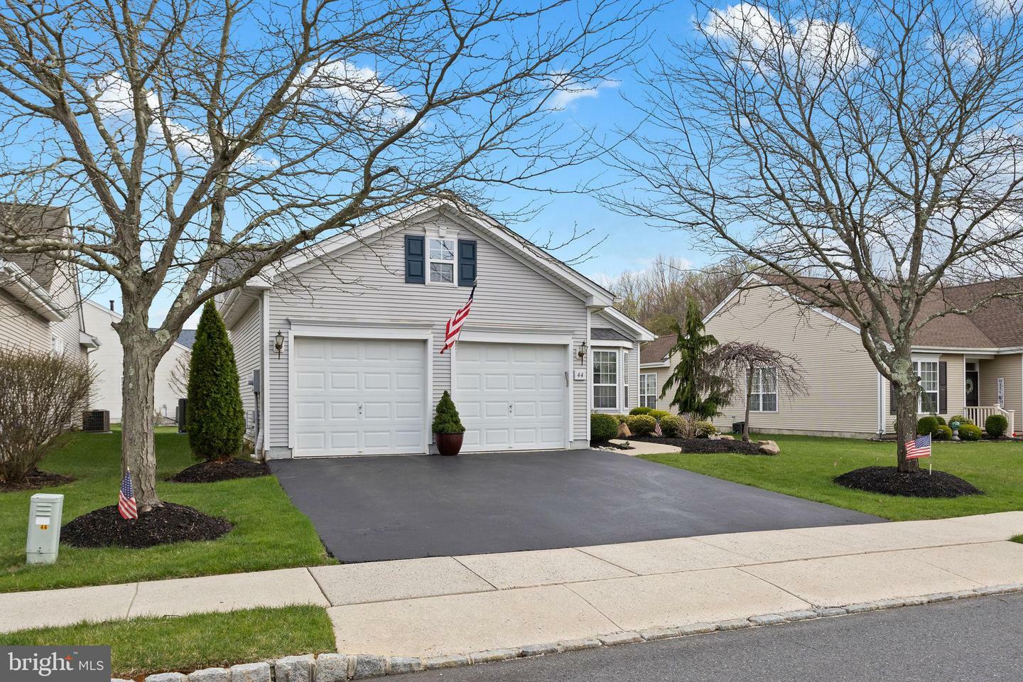 Property Photo: 44 Fitzgerald Lane NJ 08022