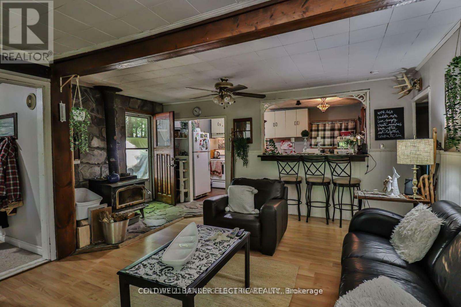 Property Photo: 22 Cedar Bay Drive North ON K0L 2H0