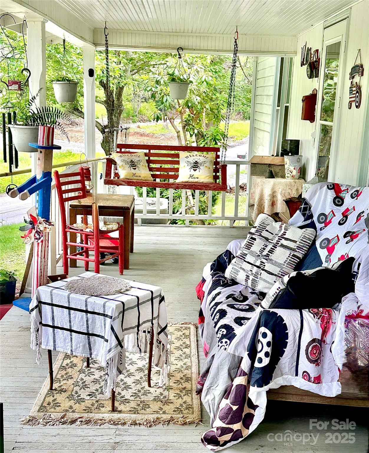 Property Photo: 3004 Cane Creek Road NC 28705