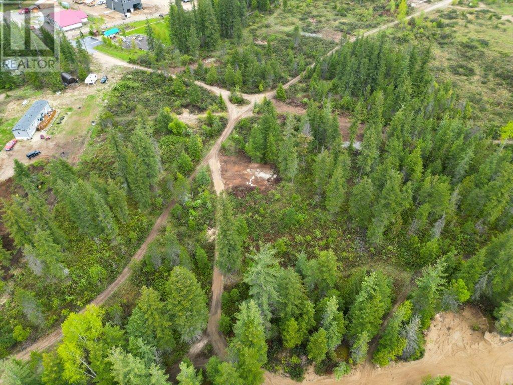 Photo de la propriété: 4103 Balsam Way BC V0E 2J0