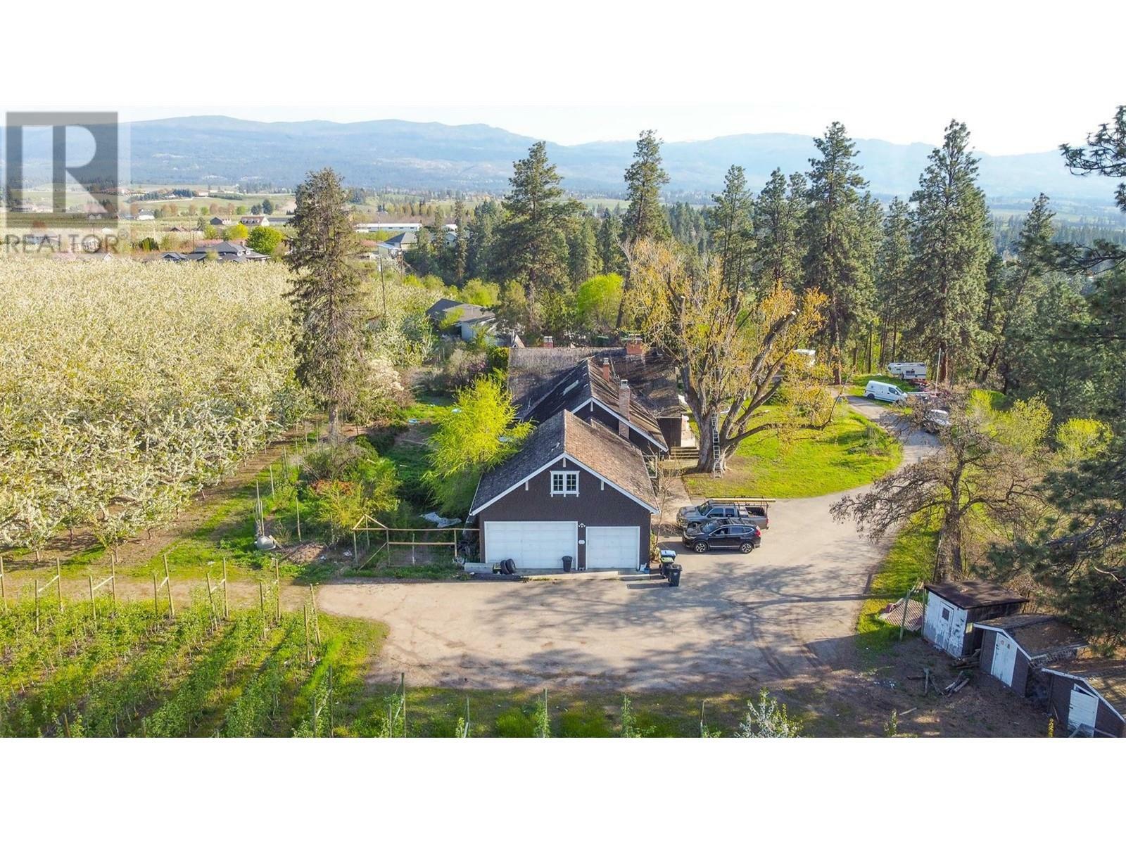 Property Photo: 2990 Dunster Road BC V1W 4H4