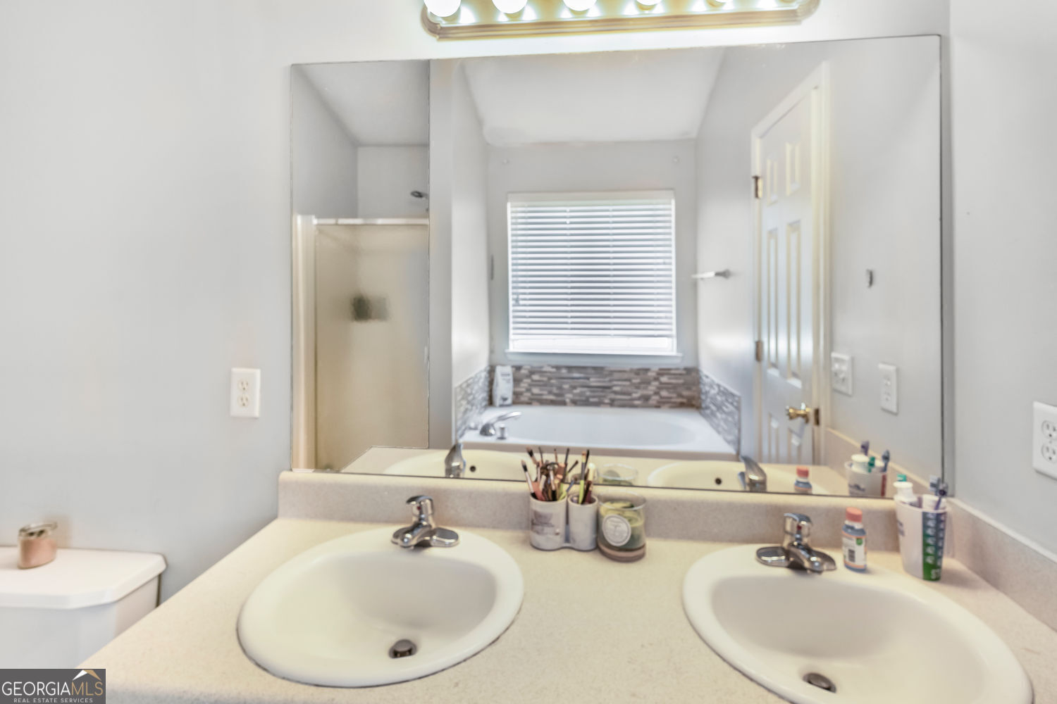 Property Photo: 118 Covington Cove GA 31008