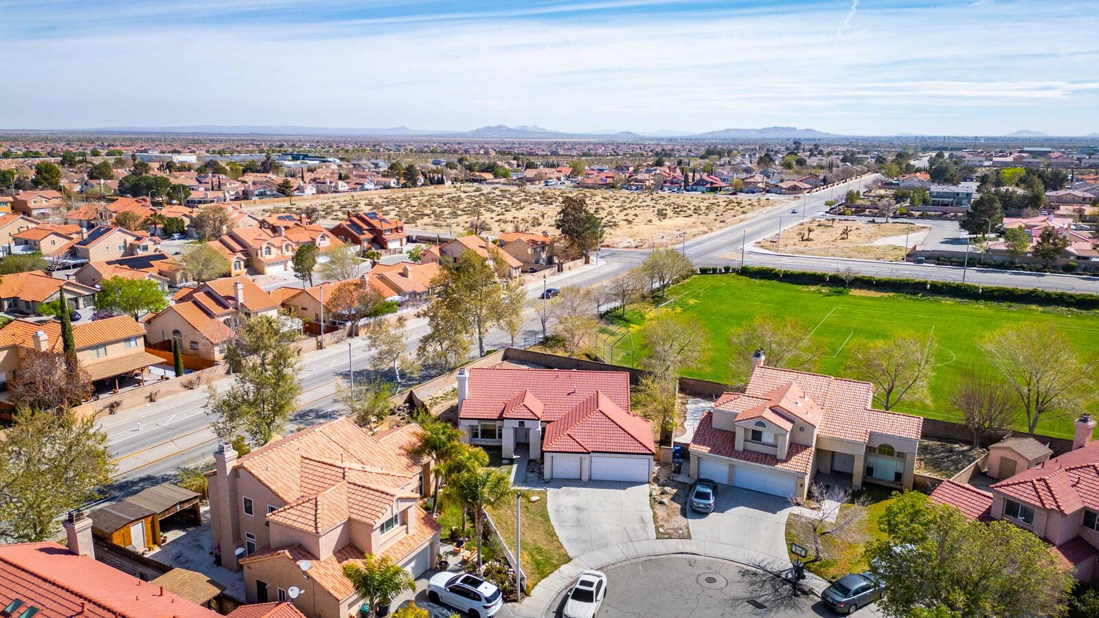 Property Photo:  5823 Katrina Place  CA 93552 