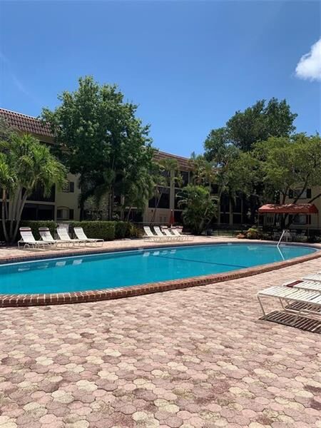 Property Photo:  259 S Cypress Rd 529  FL 33060 