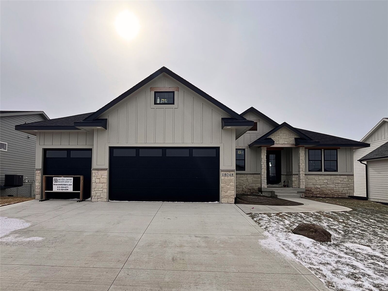 Property Photo:  18048 Tanglewood Drive  IA 50325 