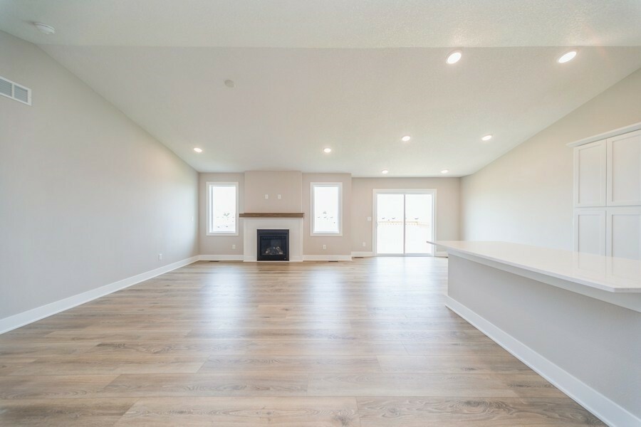 Property Photo: 5614 NE Briarwood Drive IA 50021
