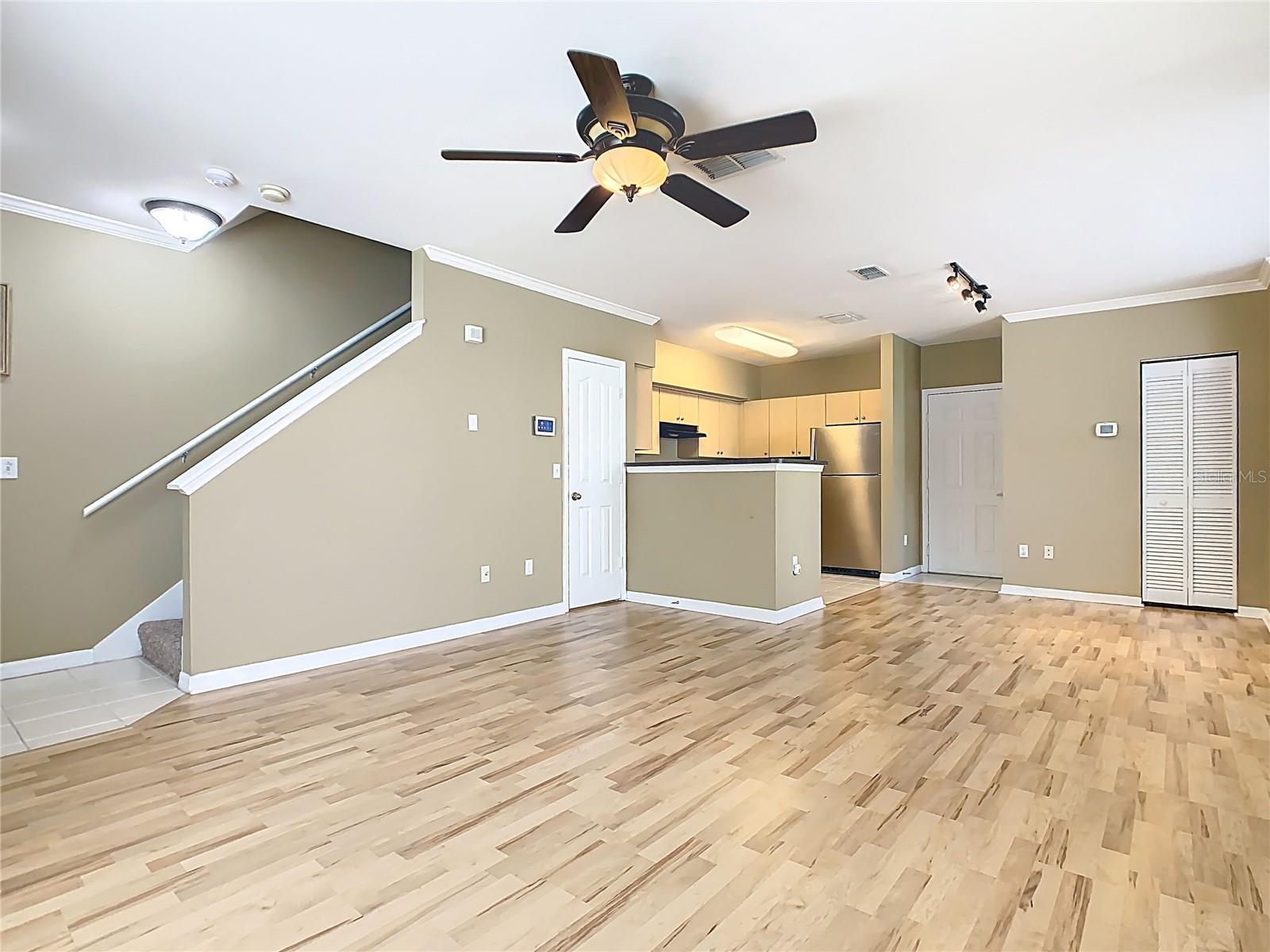 Property Photo: 736 Centervale Drive FL 34747