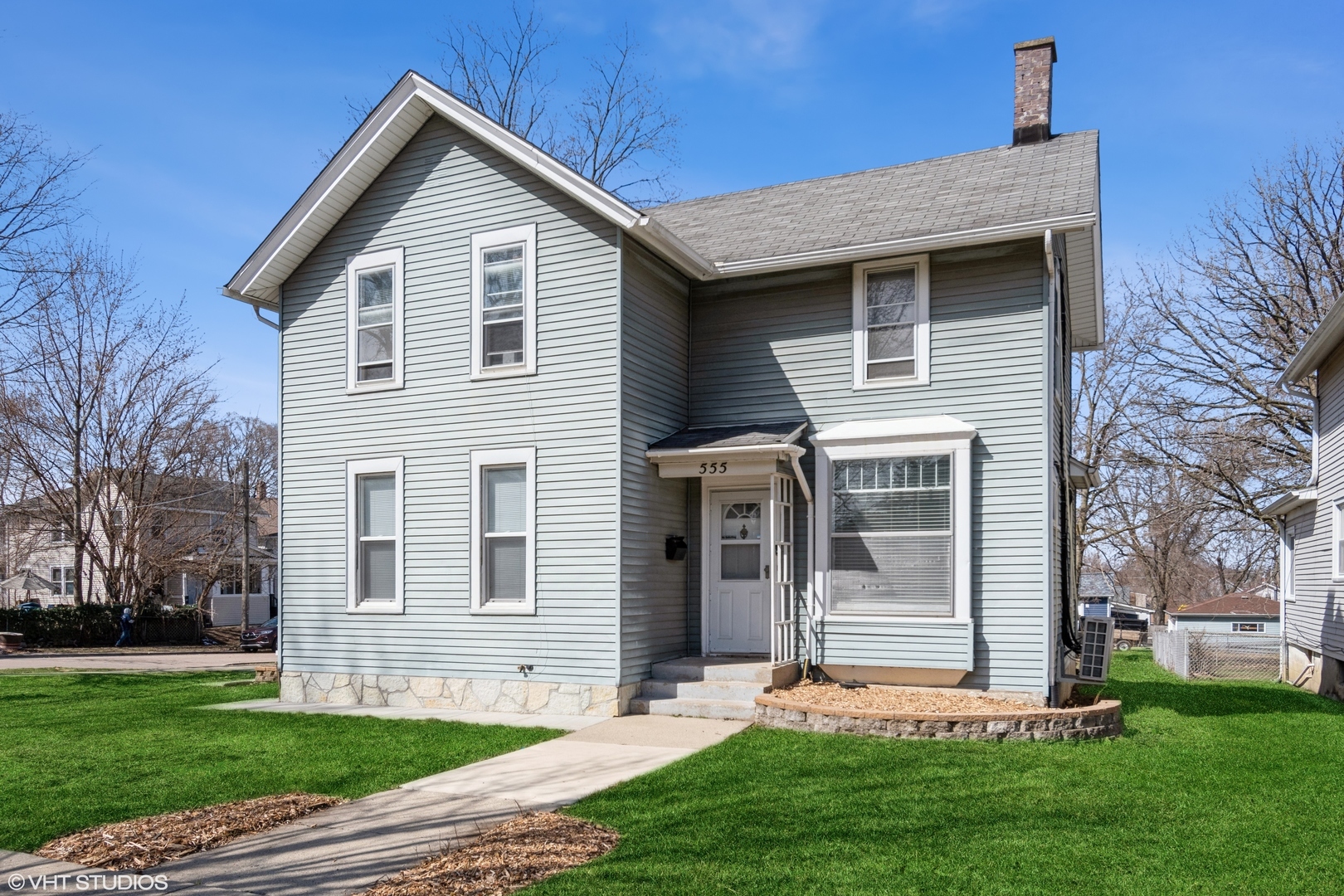 Property Photo: 555 S Lasalle Street IL 60505