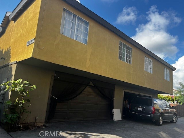 Property Photo:  13239 13239 Mulberry Drive  CA 90602 