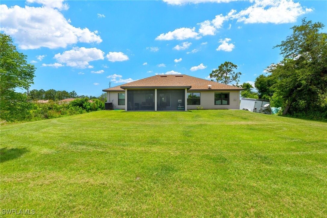 Property Photo:  490 Windermere Drive  FL 33972 