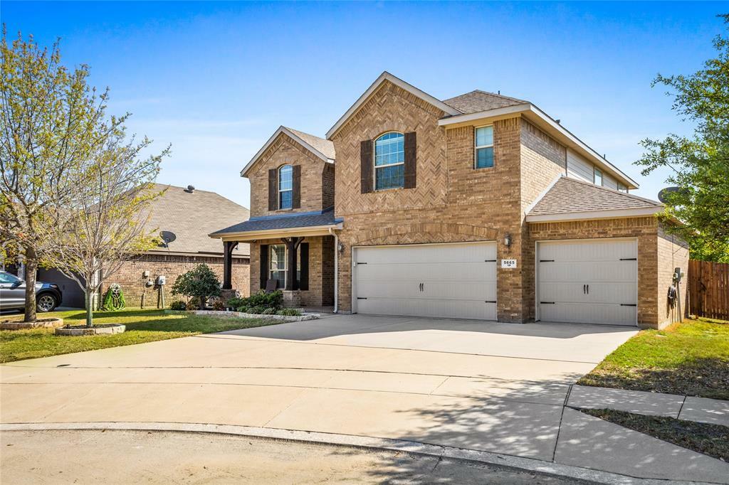 Property Photo: 5665 Spirit Lake Drive TX 76179
