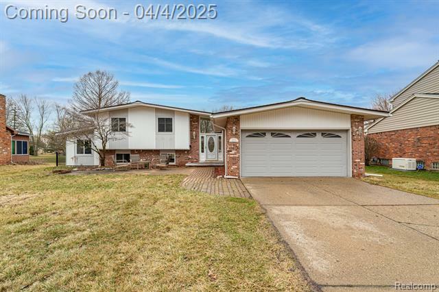 Property Photo: 16303 Parklane Street MI 48154