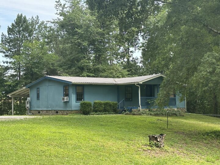 Property Photo: 320 Oak View Lane TN 37321