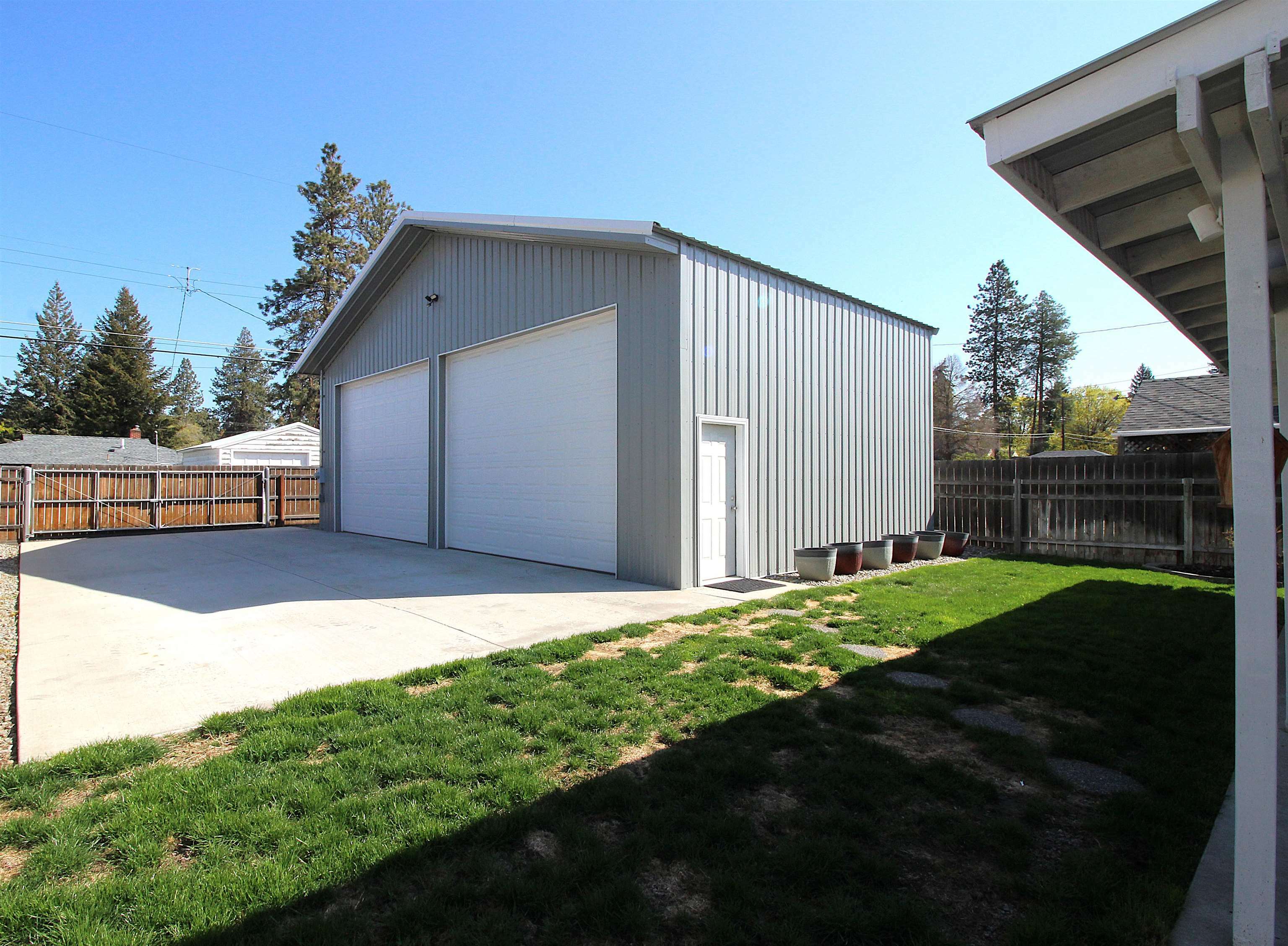 Property Photo:  3218 W Longfellow Ave  WA 99205 