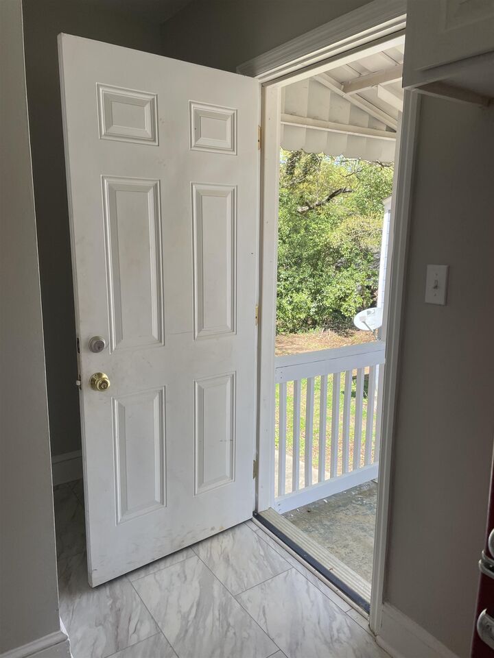 Property Photo: 126 White Oak Road SC 29301