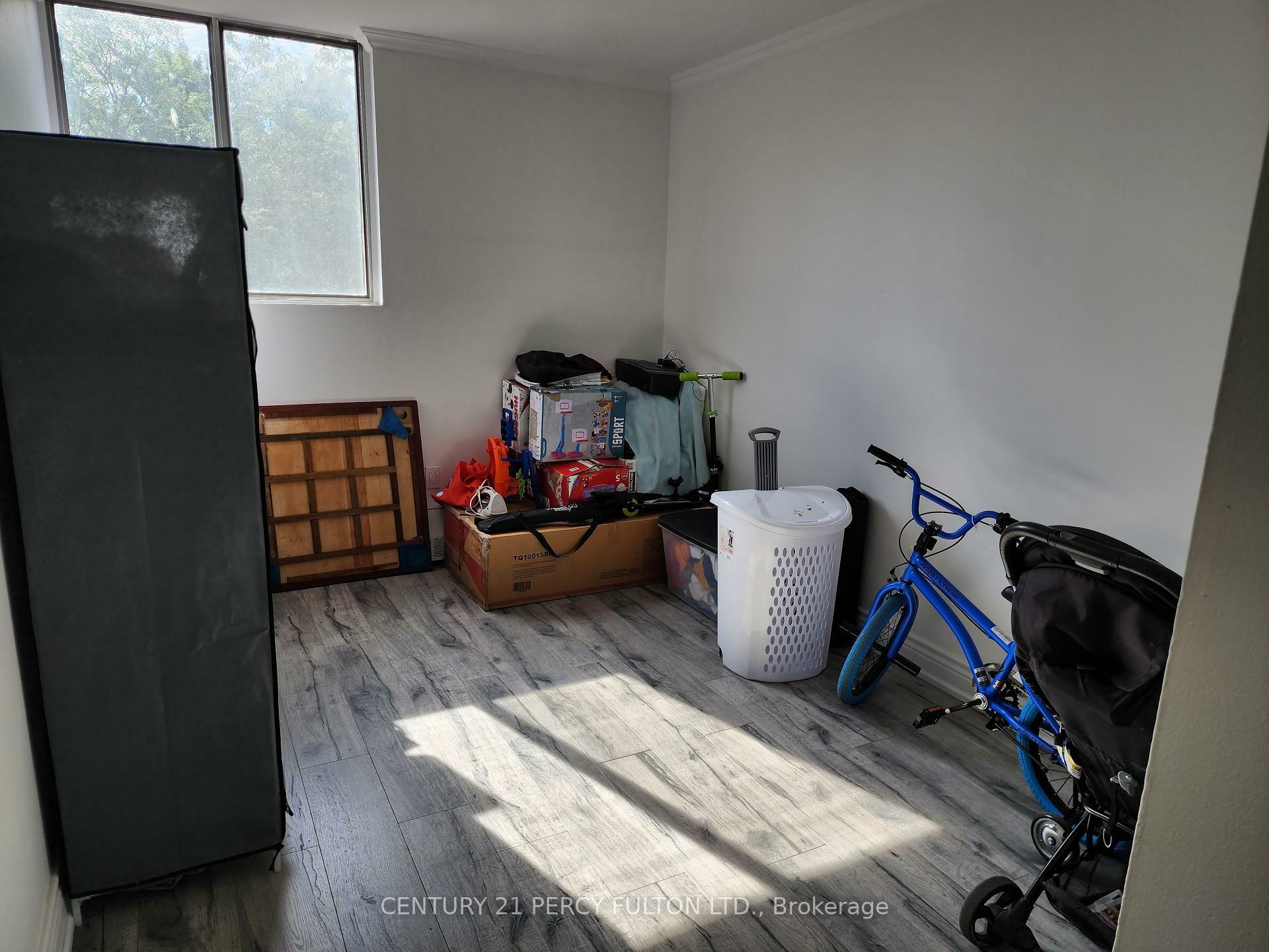 Photo de la propriété:  100 Dundalk Drive 412  ON M1P 4V2 