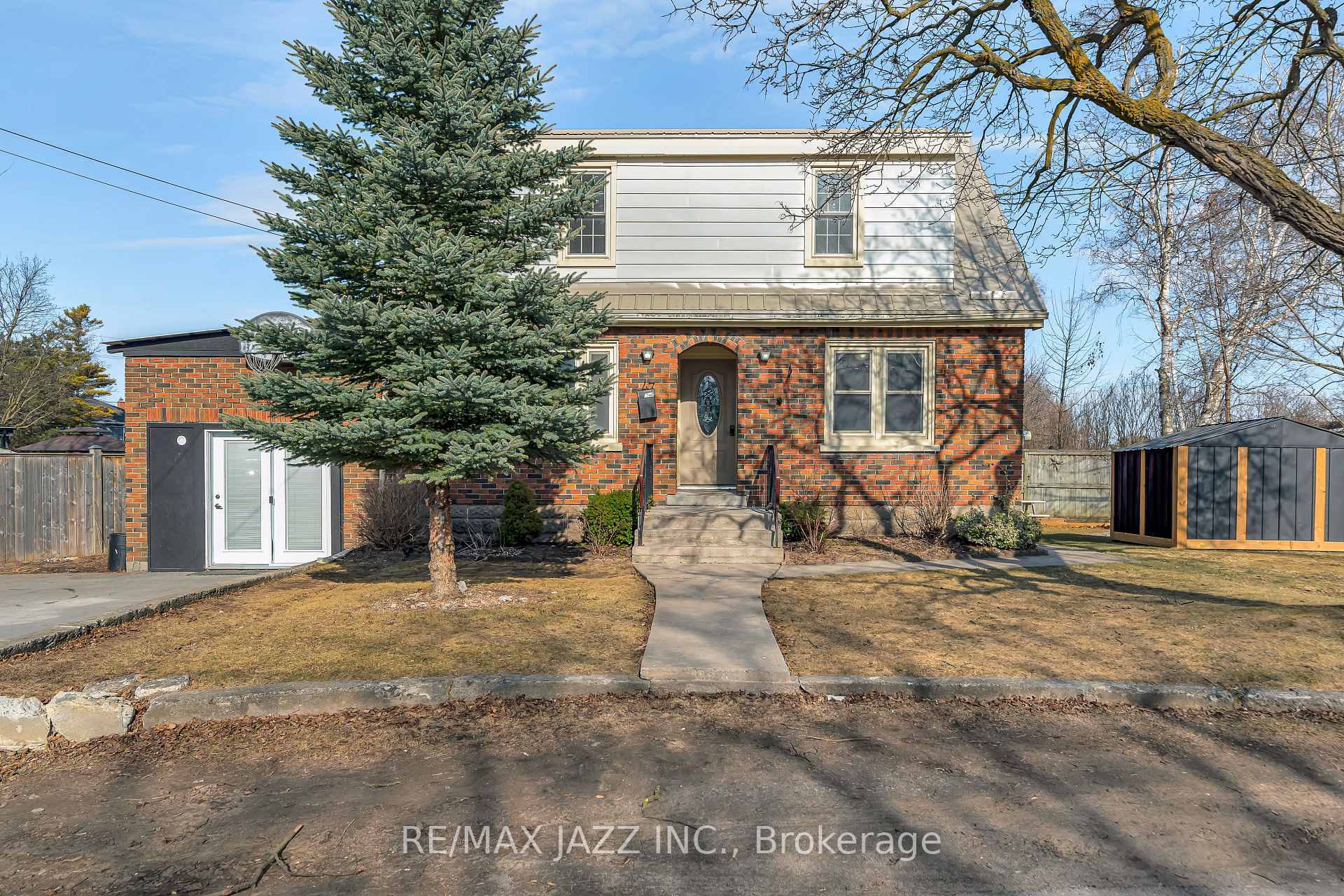 Property Photo: 47 Ponton Street ON K8P 3T7