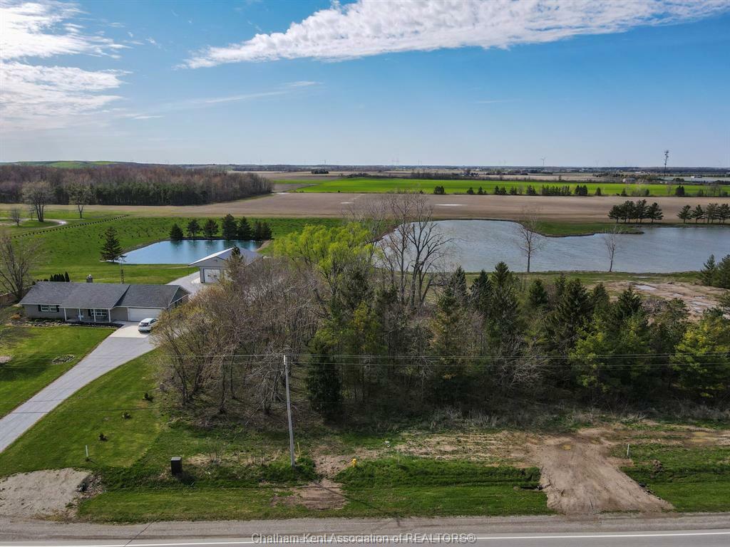 Photo de la propriété:  V/L Talbot Trail West  ON N0P 1A0 