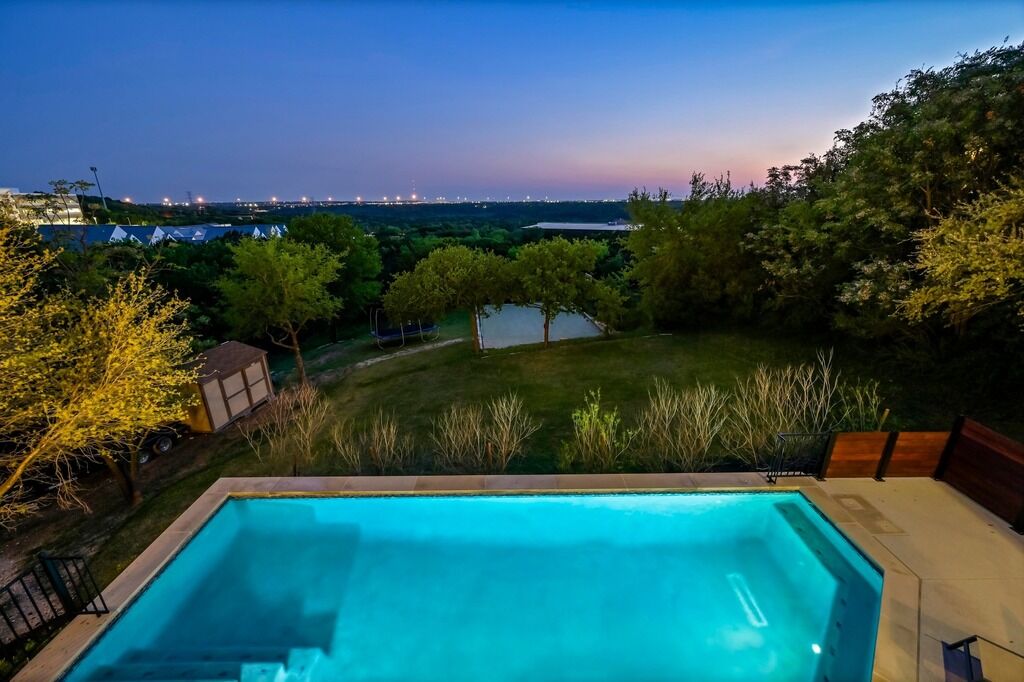 Property Photo: 3416 Tarlton Lane TX 78746