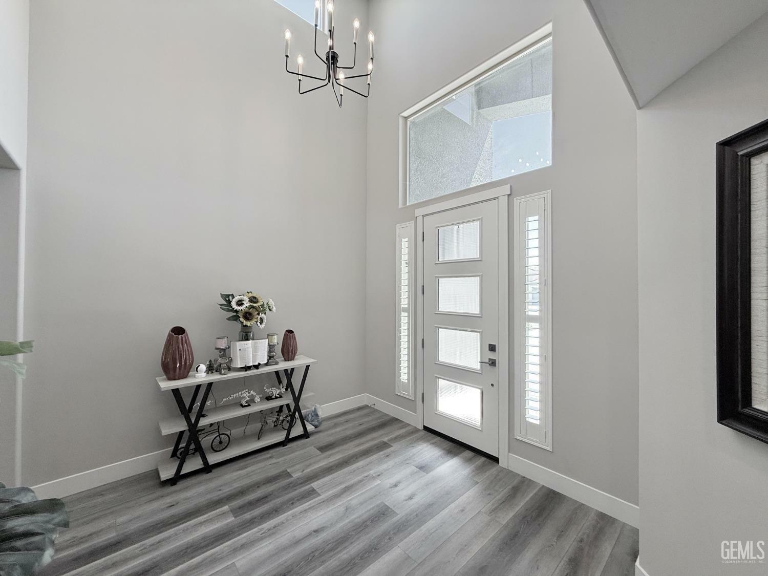 Property Photo: 14822 Pemberley Passage Avenue CA 93311