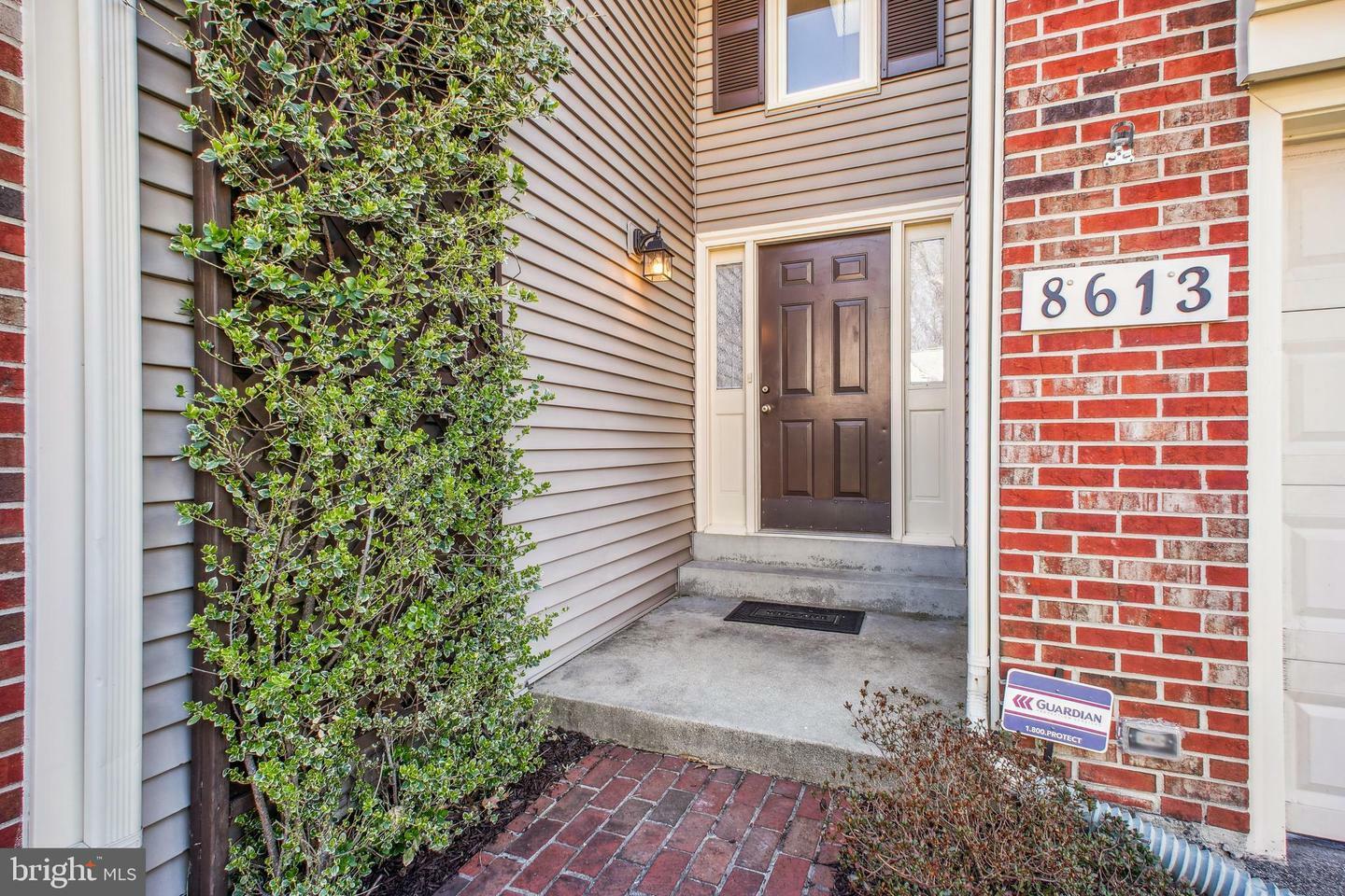 Property Photo: 8613 Groveland Drive VA 22153