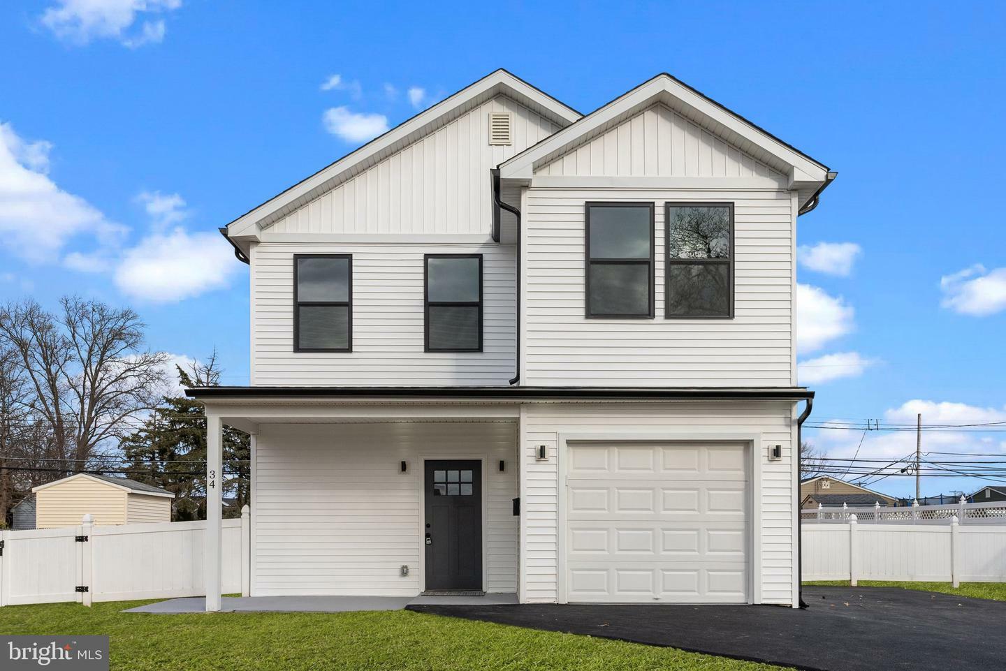 Property Photo:  34 Fortune Lane  PA 19055 
