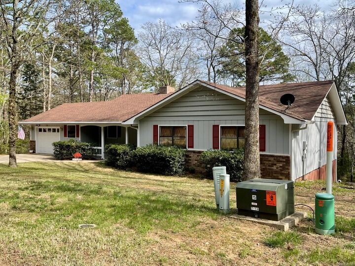 Property Photo: 114 Edgemere Loop AR 72088