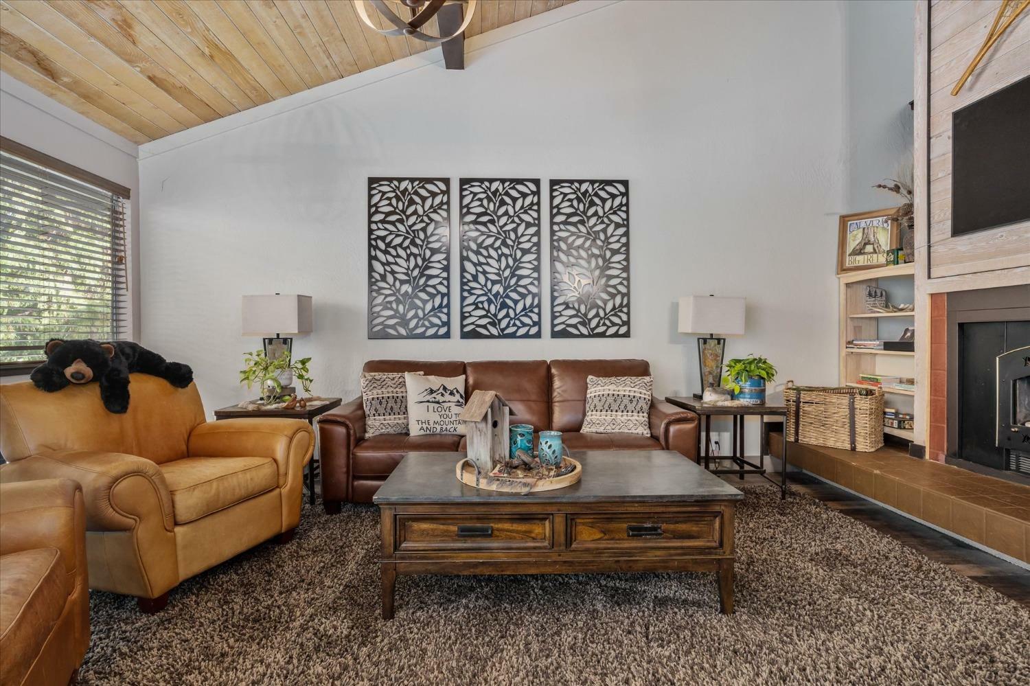Property Photo:  1144 Fairway Court  CA 95247 