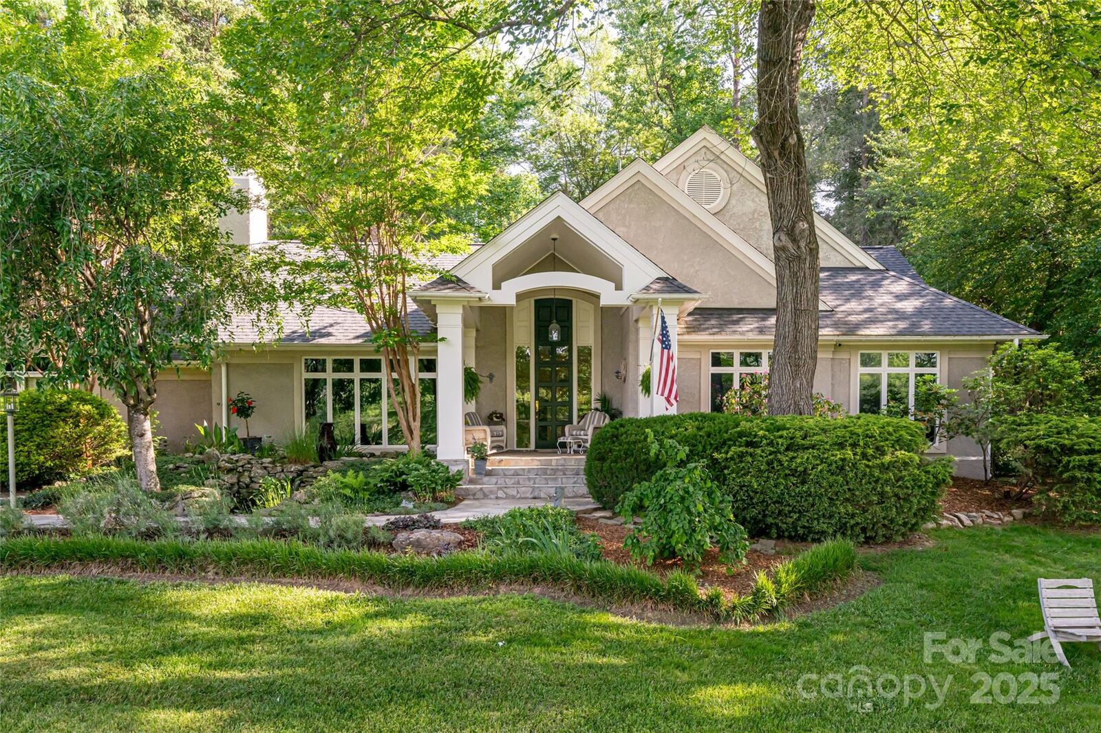Property Photo: 54 Fairway Road NC 28804
