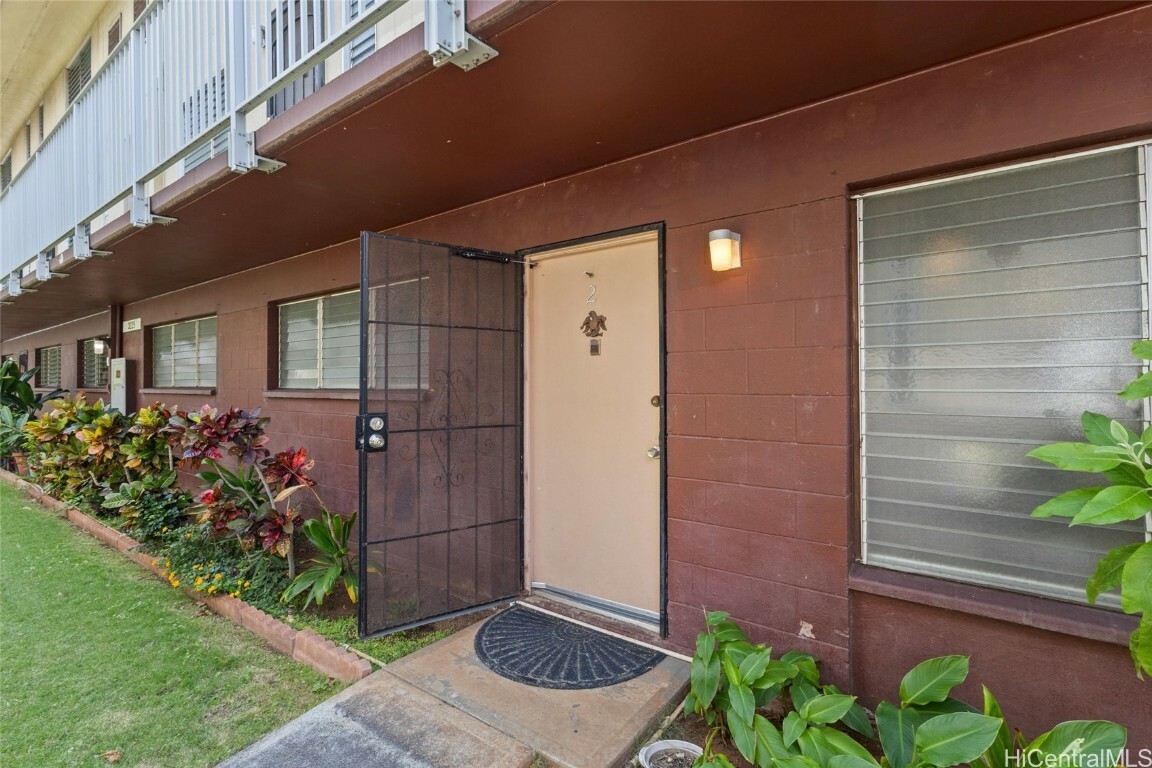 Property Photo: 3225 Ala Ilima Street 2 HI 96818