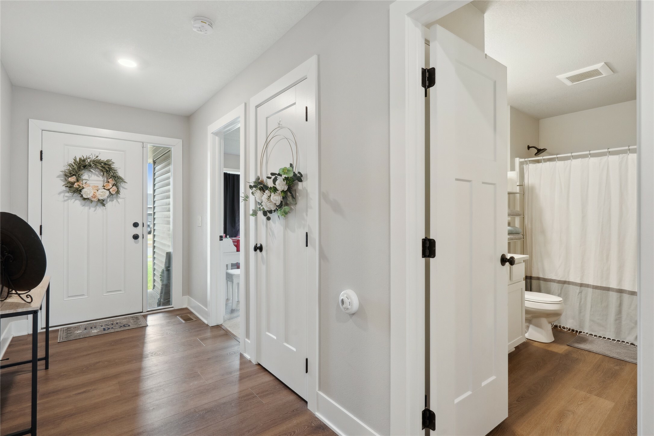 Property Photo: 87 SE Dorr Drive IA 50327