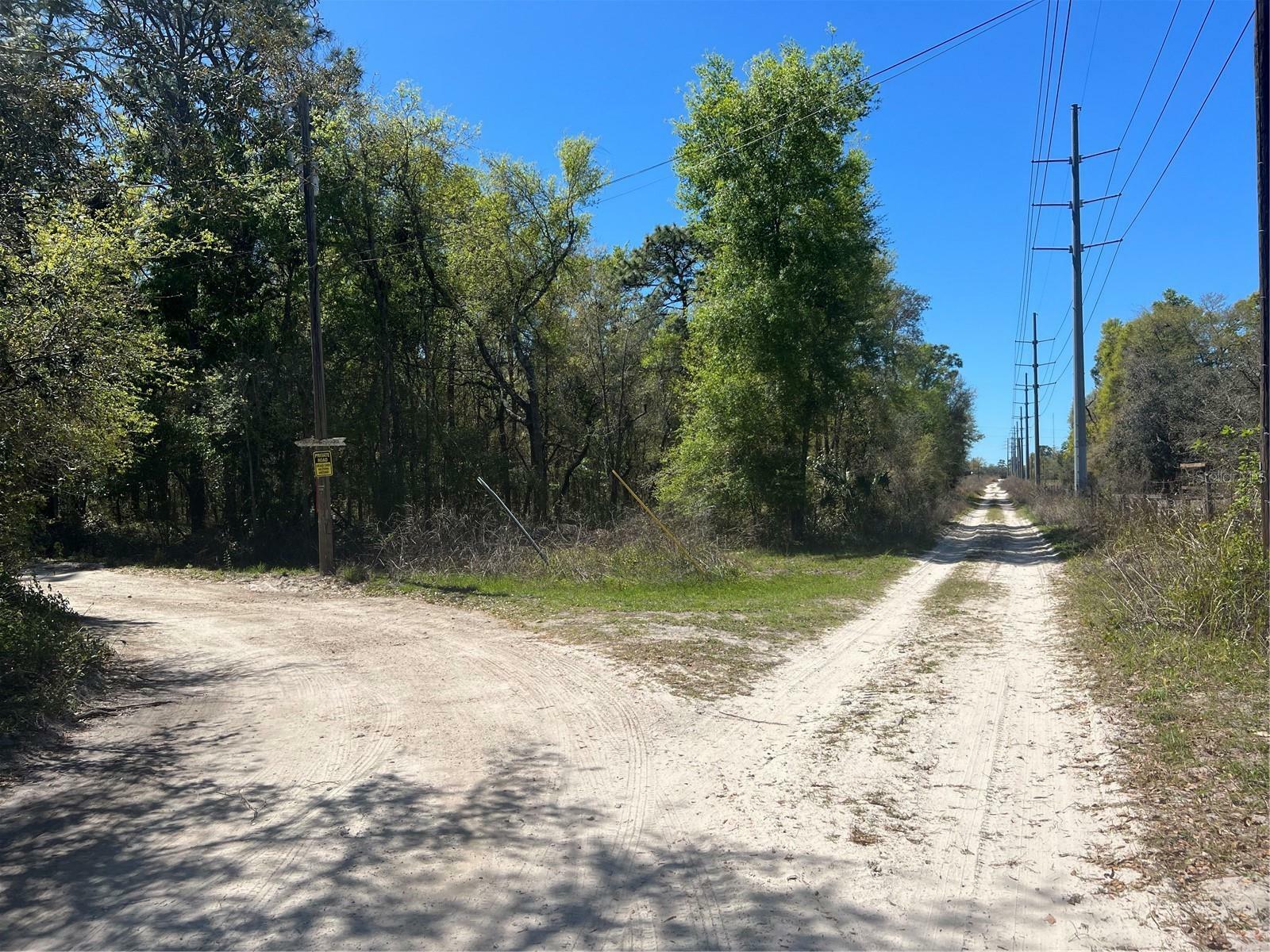 Property Photo: 0 Robinhood Road FL 34669