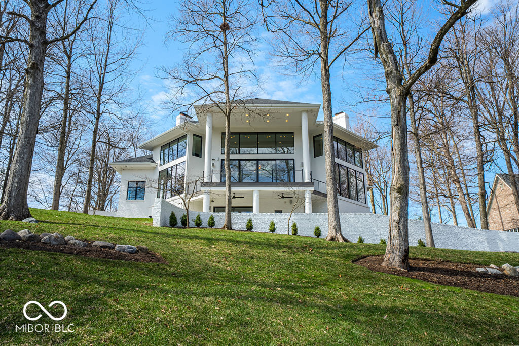 395 Breakwater Drive  Fishers IN 46037 photo