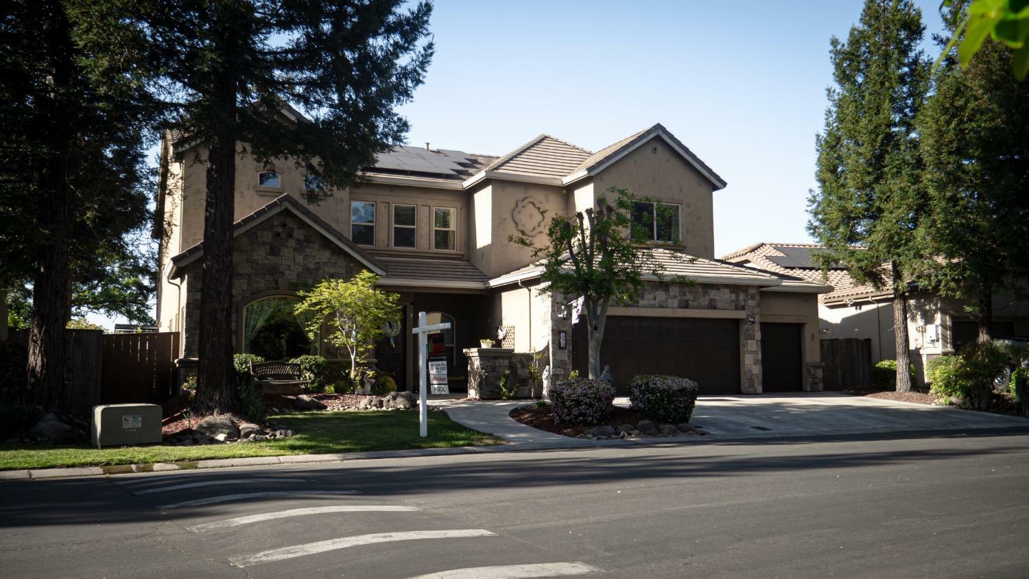 10940 St. Moritz Circle  Stockton CA 95209 photo