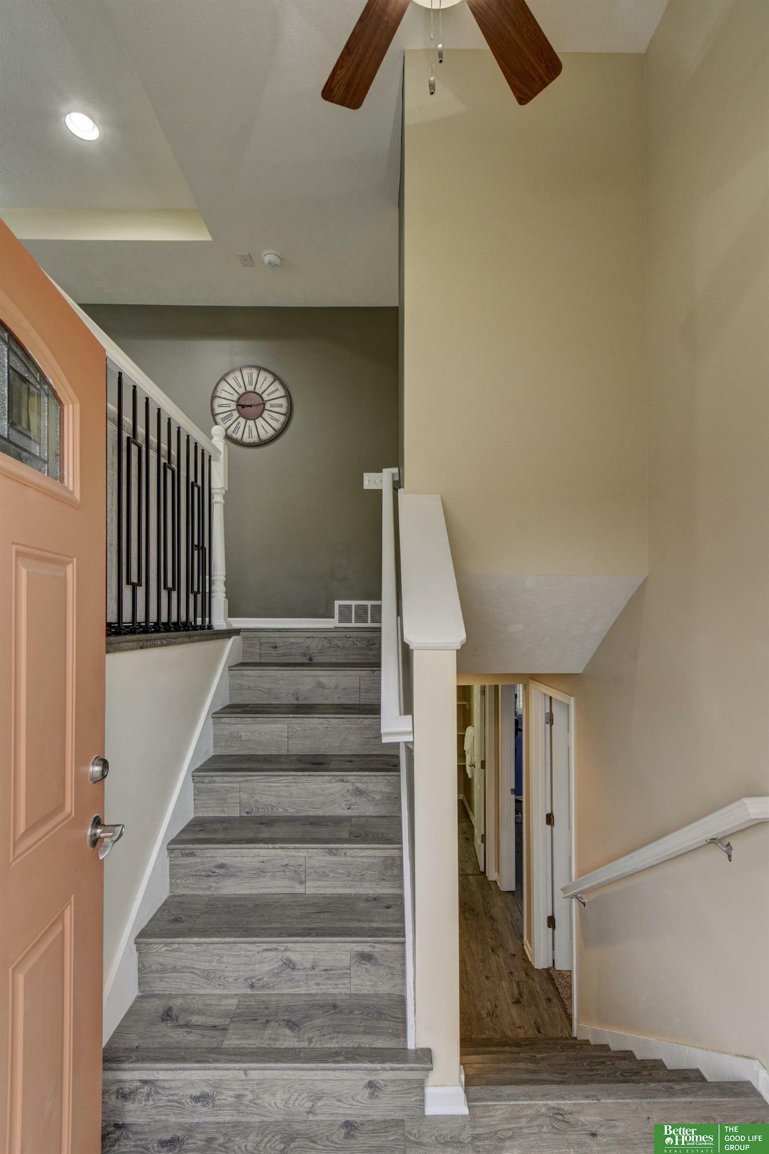 Property Photo: 7002 S 78 Street NE 68128