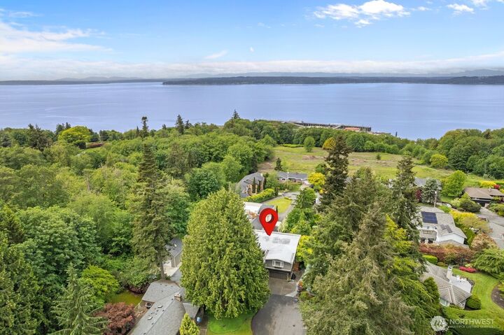 Property Photo: 11404 239th Place SW WA 98020