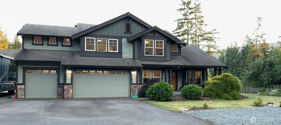 Property Photo:  45509 SE 140th Street  WA 98045 